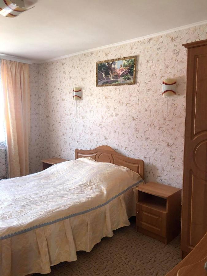 Садиба Диво Квітка Татарив Екстериор снимка