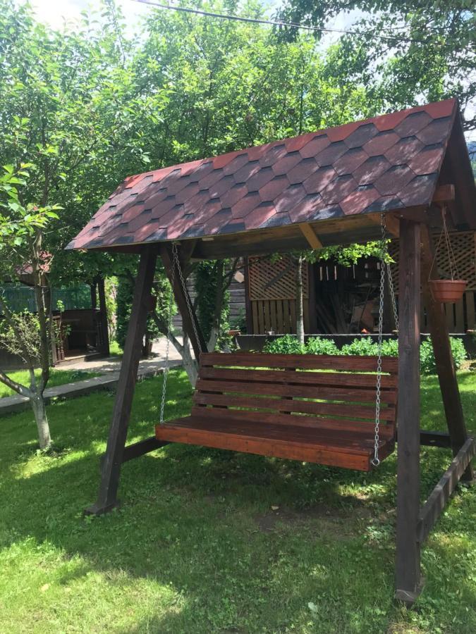 Садиба Диво Квітка Татарив Екстериор снимка